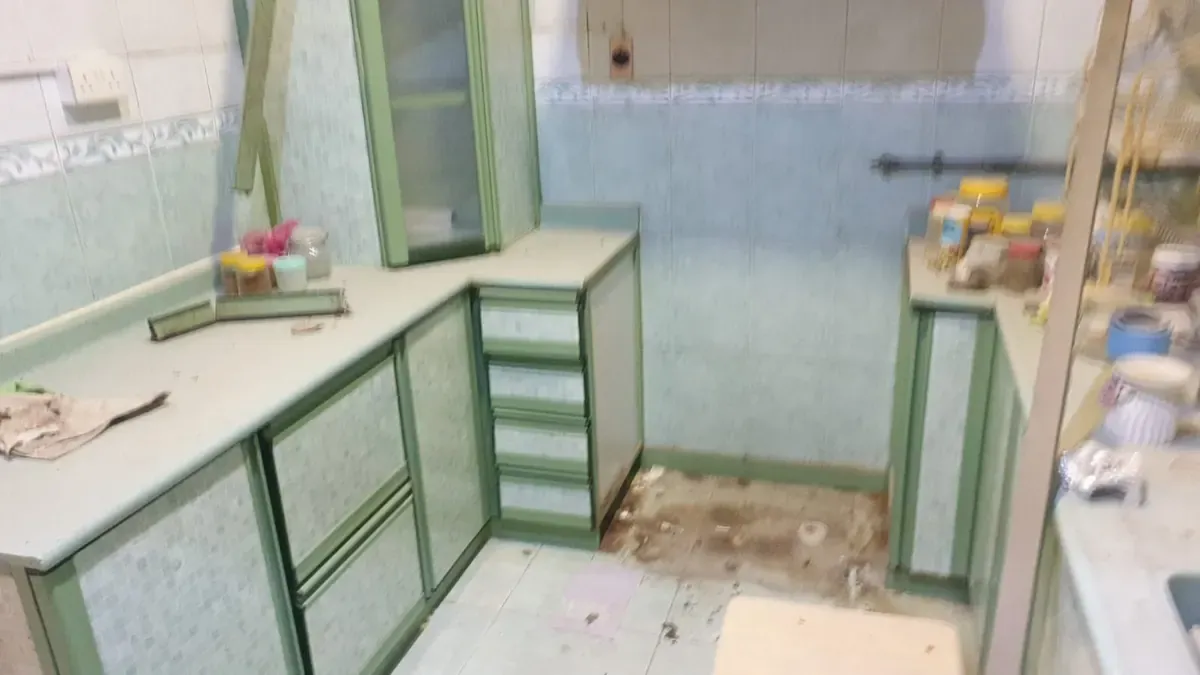 المطبخ نفسه بعد فك الأغراض واستلامها